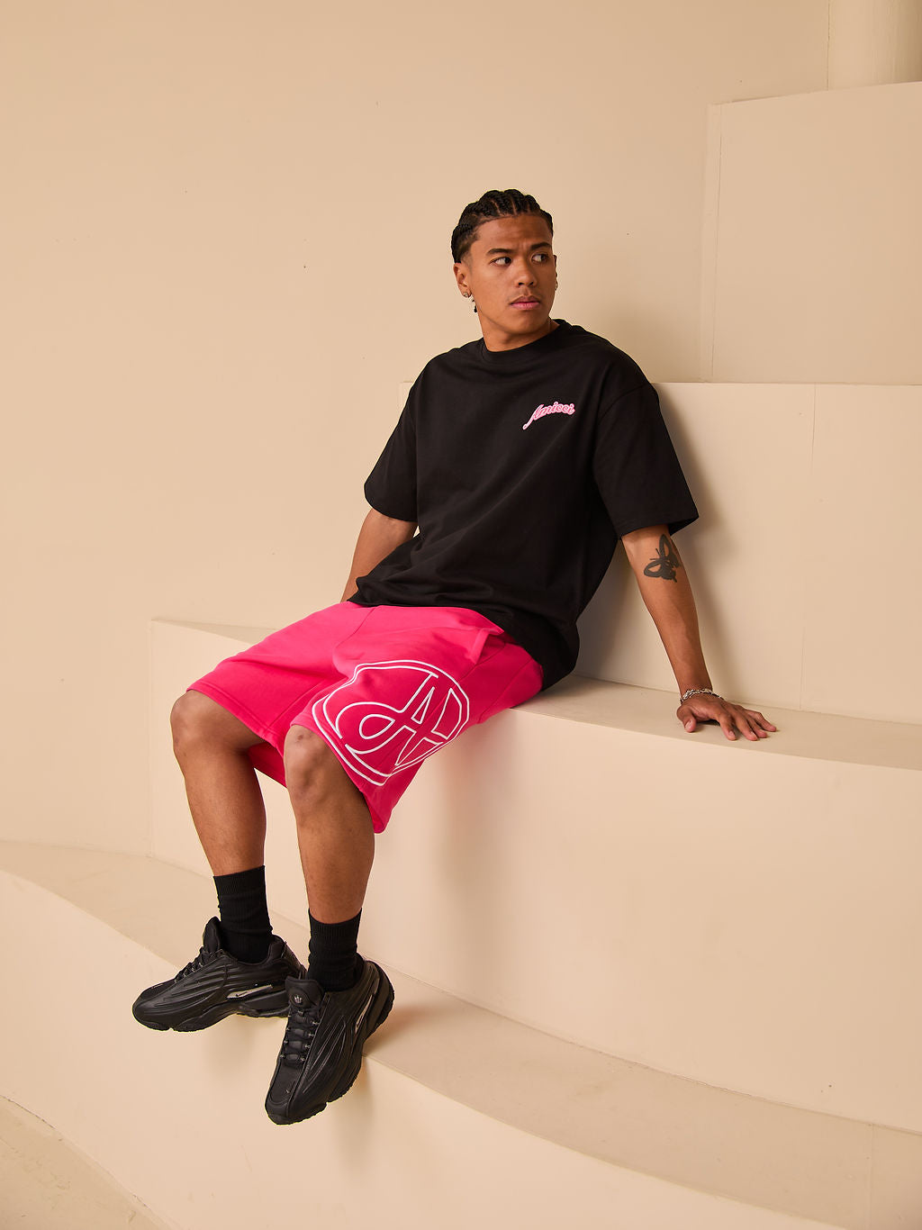 Tiriosa Graphic Oversized T-Shirt