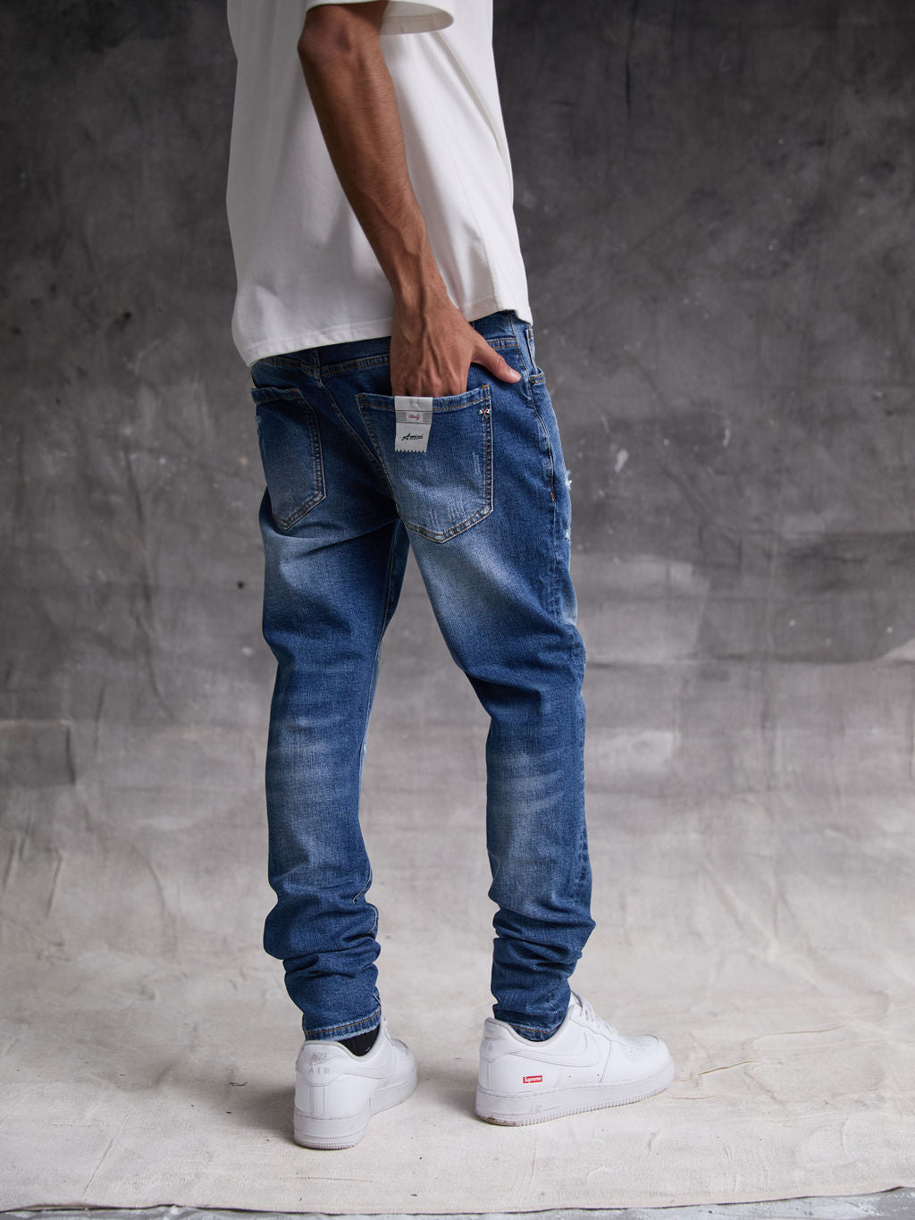 Jean Camillo Bleu Moyen