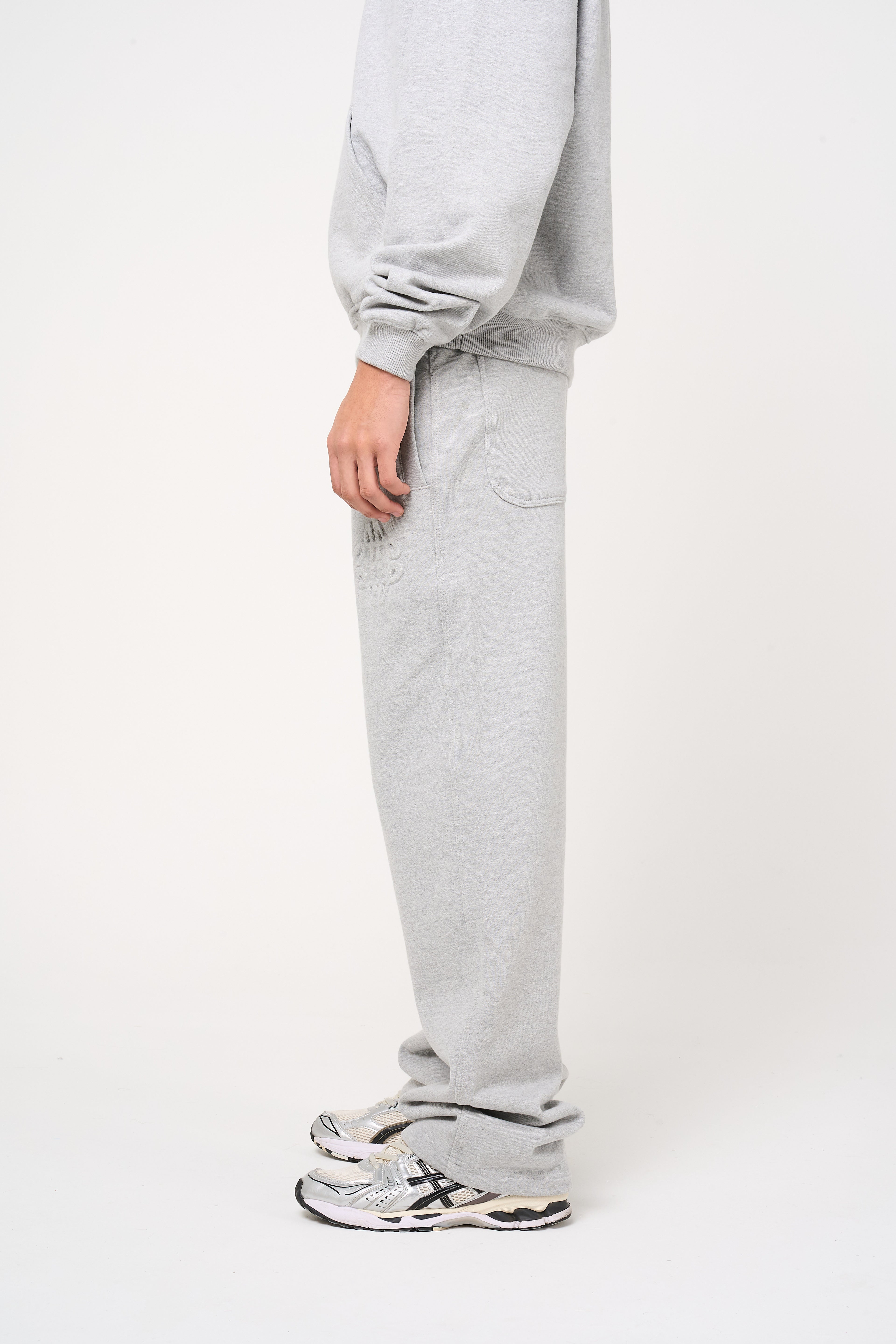 Reyes Emblem Logo Jogger Grey