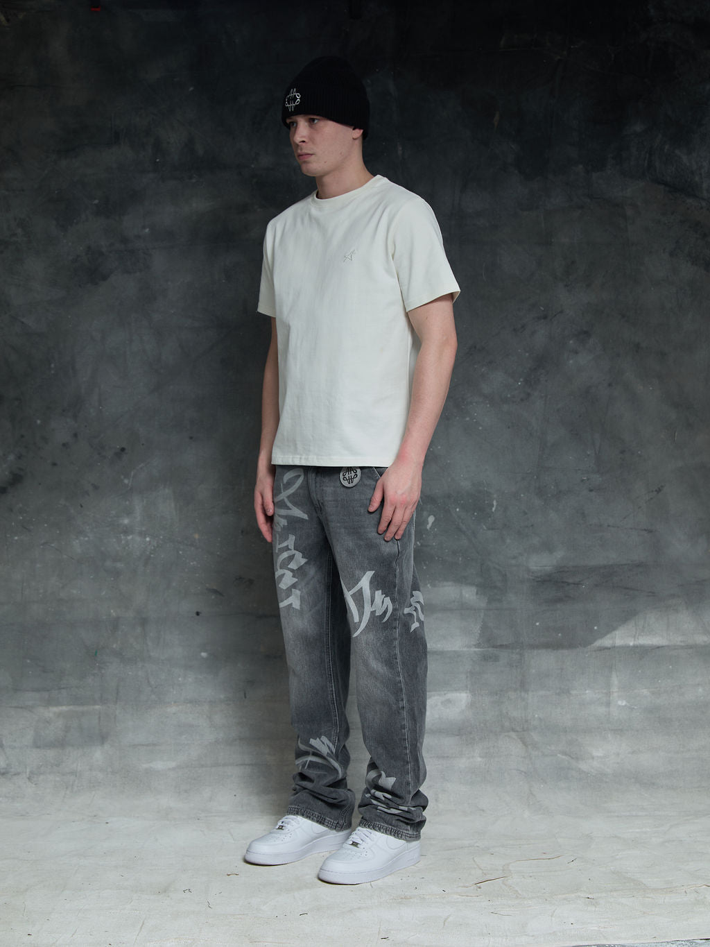 Ettore Grey Flare Jean