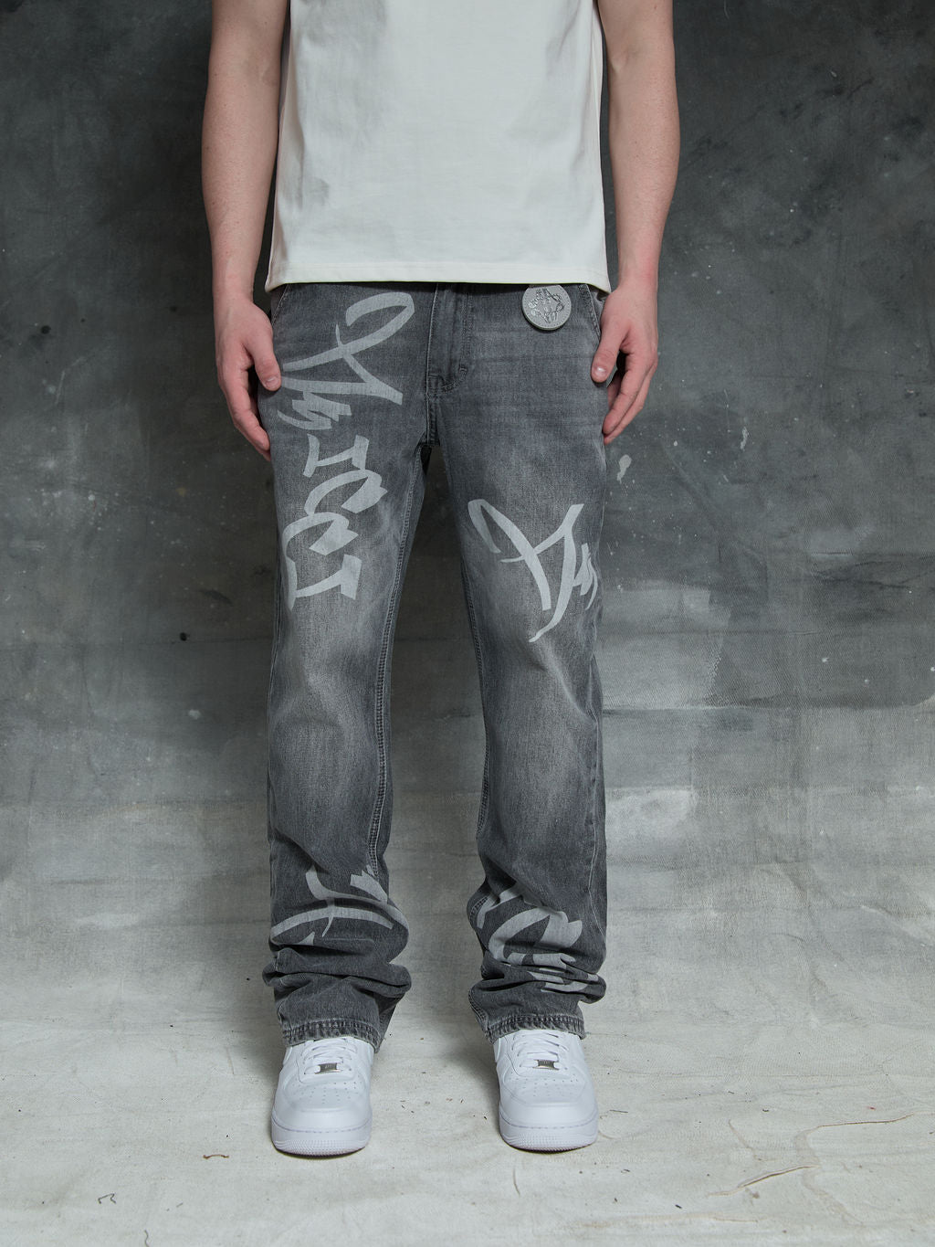 Ettore Grey Flare Jean