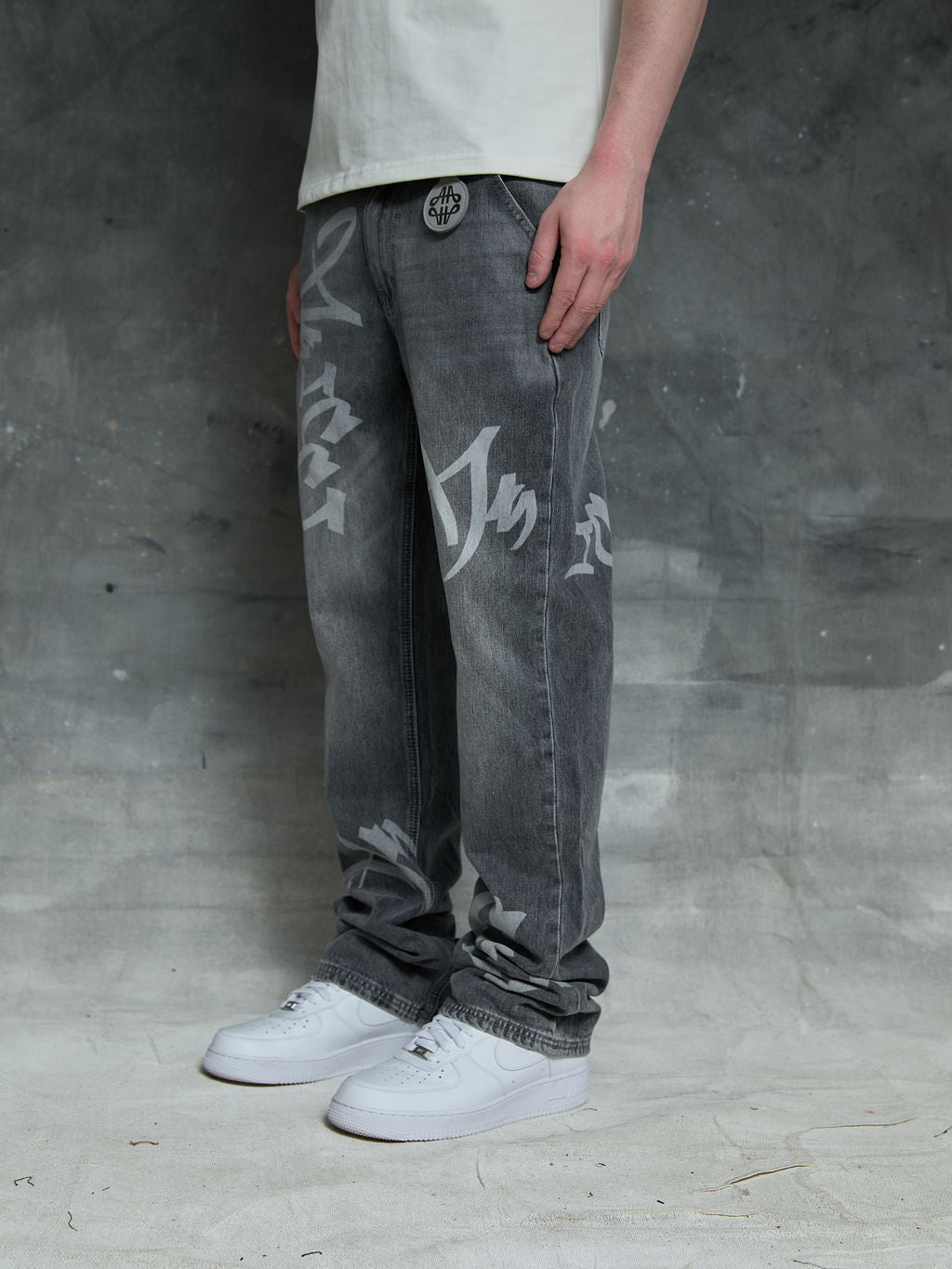 Ettore Grey Flare Jean