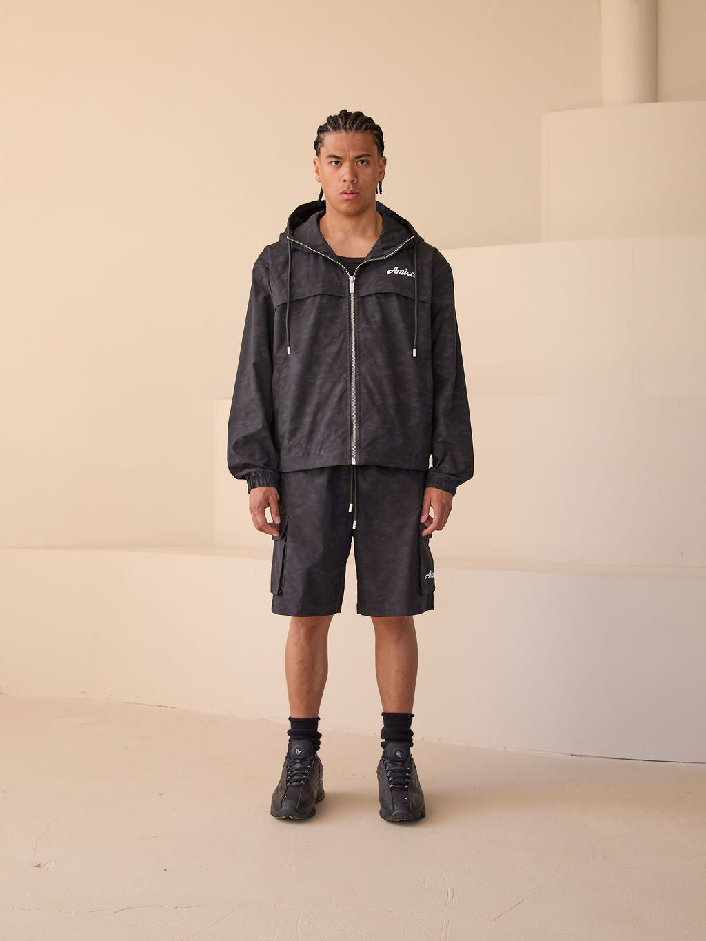 Almeria Windbreaker Black