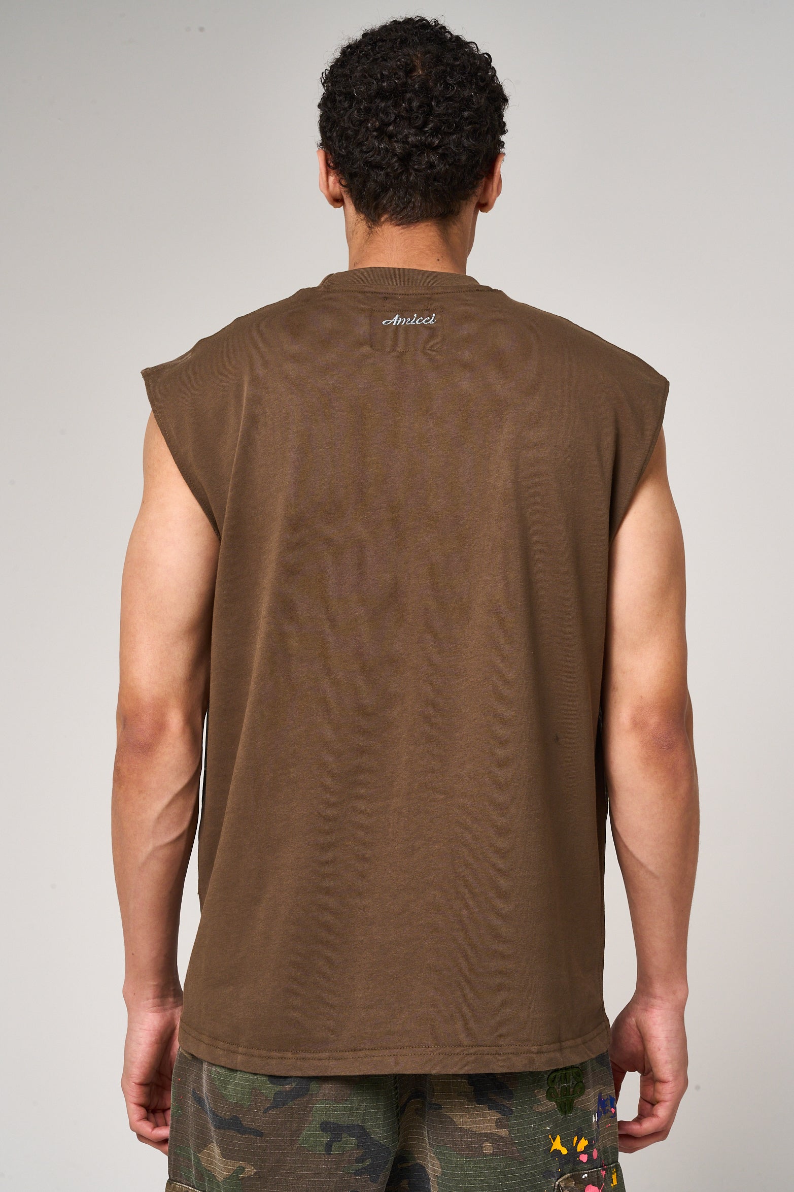Outlaw mouwloze grafische top