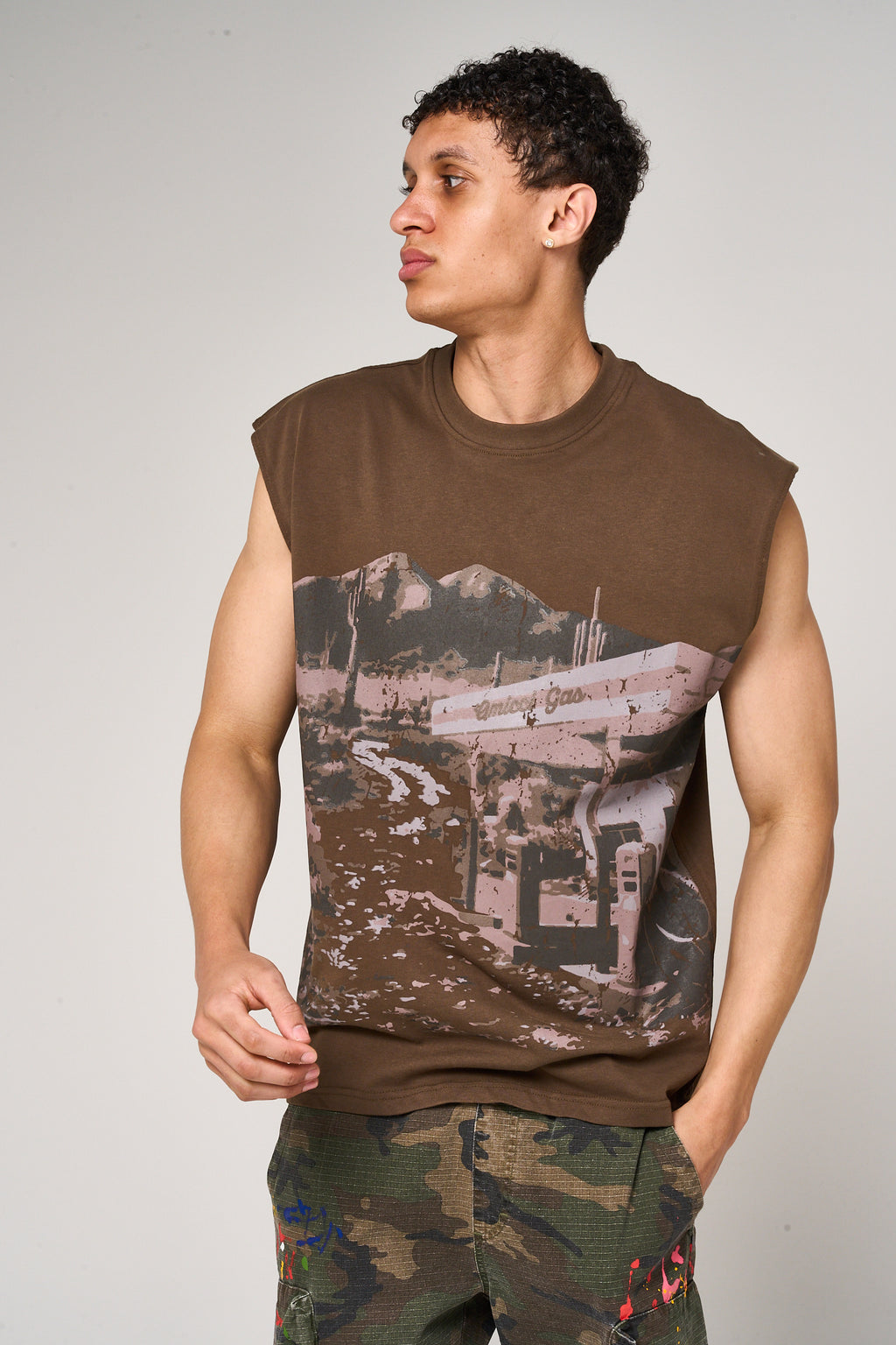 Outlaw mouwloze grafische top