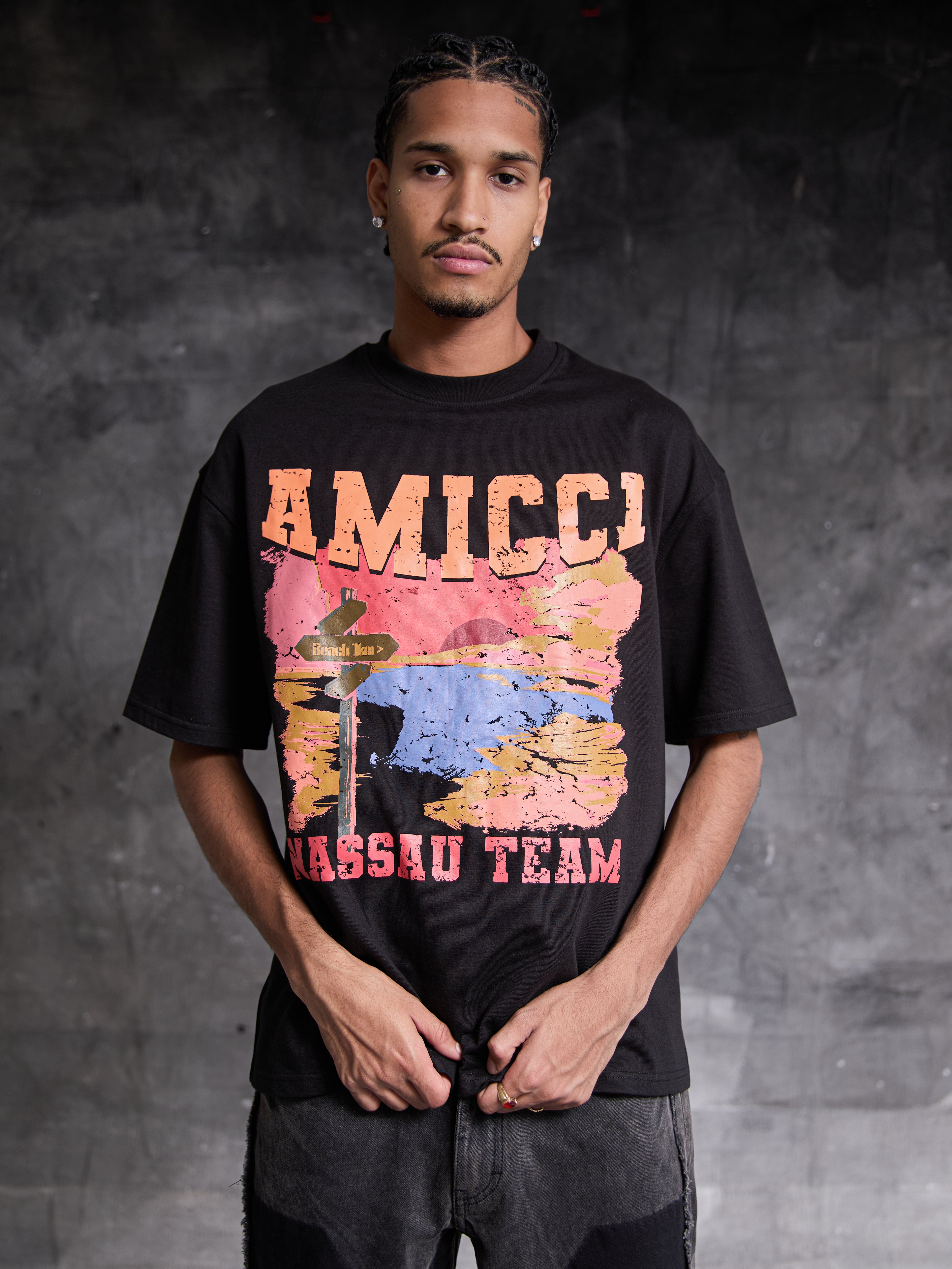 T-shirt noir Nassau