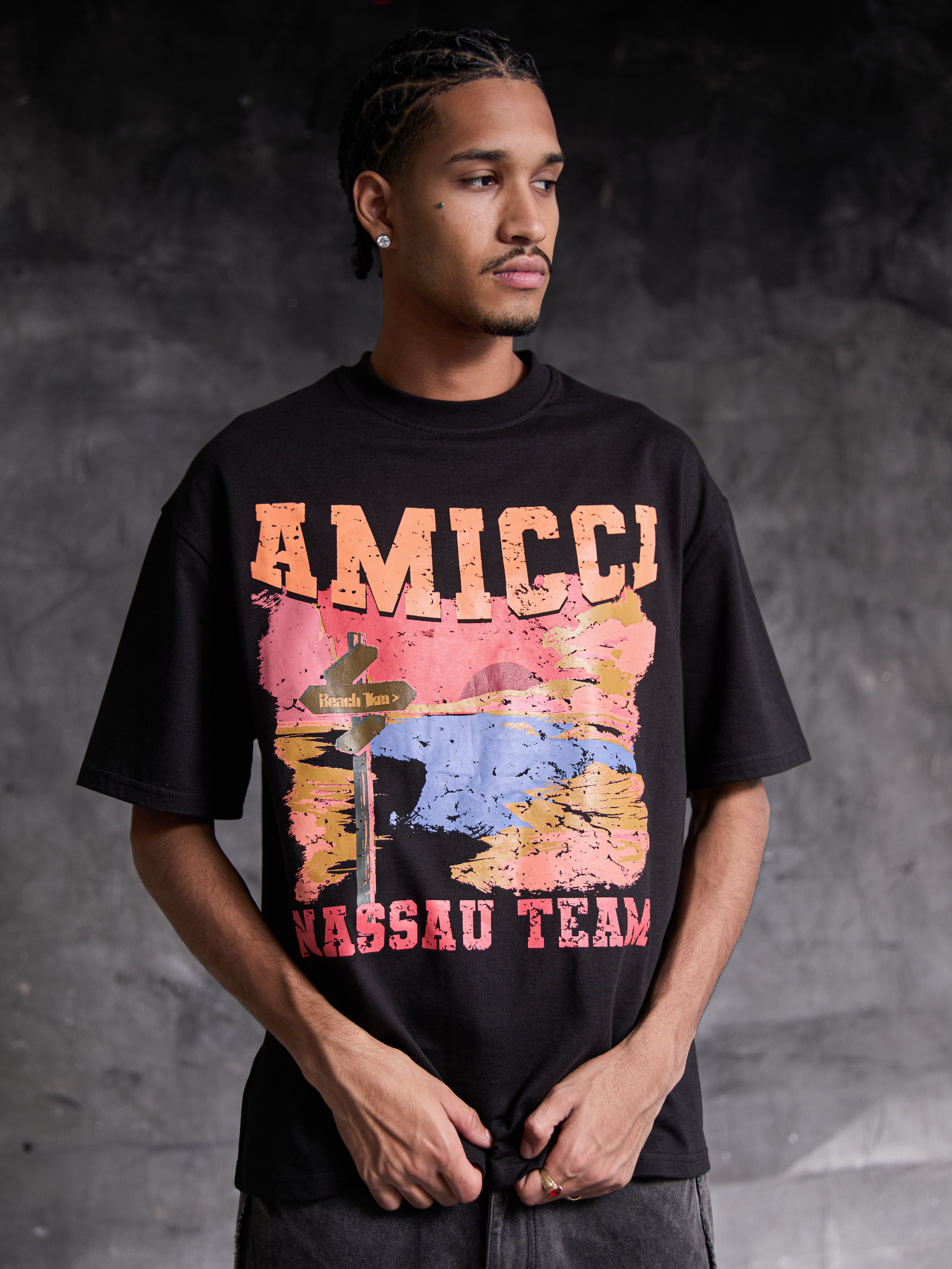 T-shirt noir Nassau